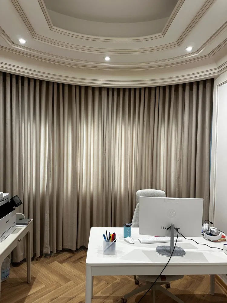 Floor-to-ceiling curtains - Doha Interiors Qatar